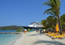 Roatan, Bay Islands, HONDURAS Mahogany Beach at the Mahogany Bay cruise port on Roatan
