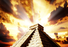 Mexico Chichen Itza Mayan Pyramid, Mexico