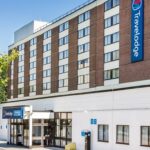 Gatwick Central Travelodge Gatwick Central Travelodge